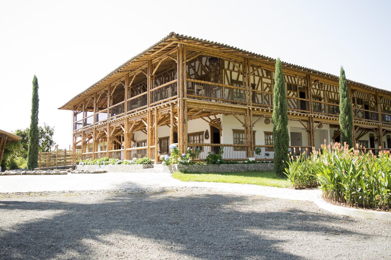 Hotel Casa San Carlos Lodge Pereira Exterior foto