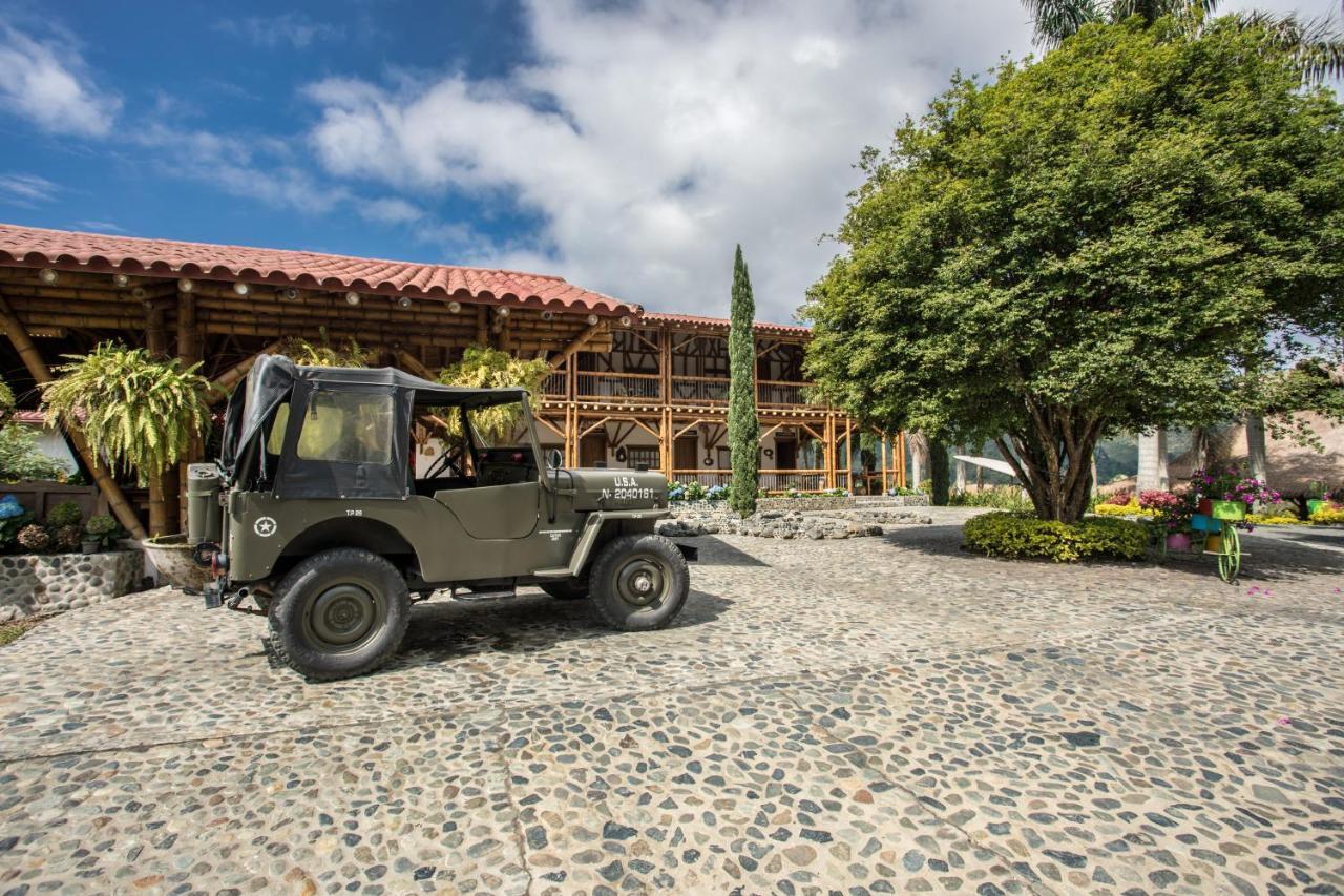 Hotel Casa San Carlos Lodge Pereira Exterior foto