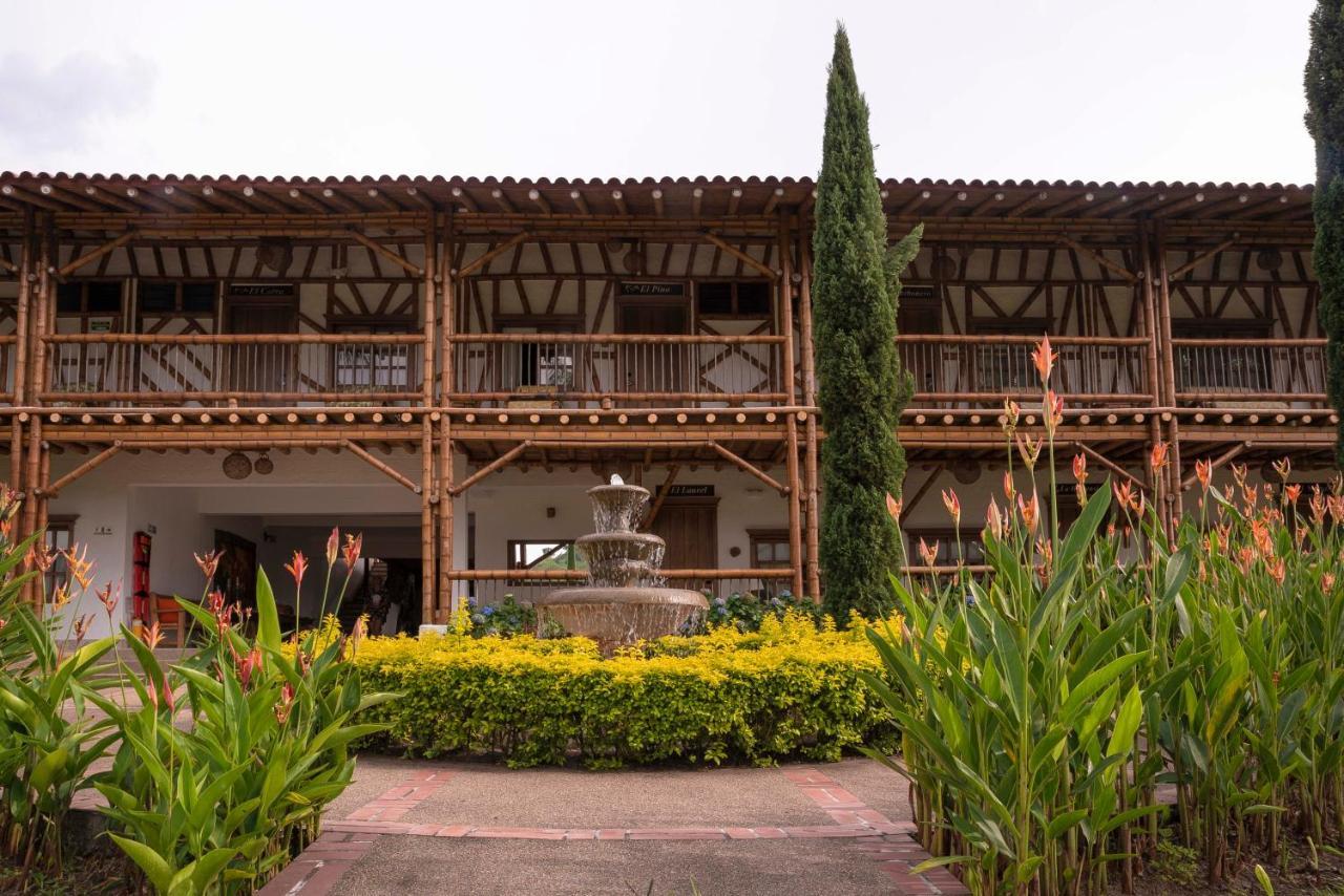 Hotel Casa San Carlos Lodge Pereira Exterior foto